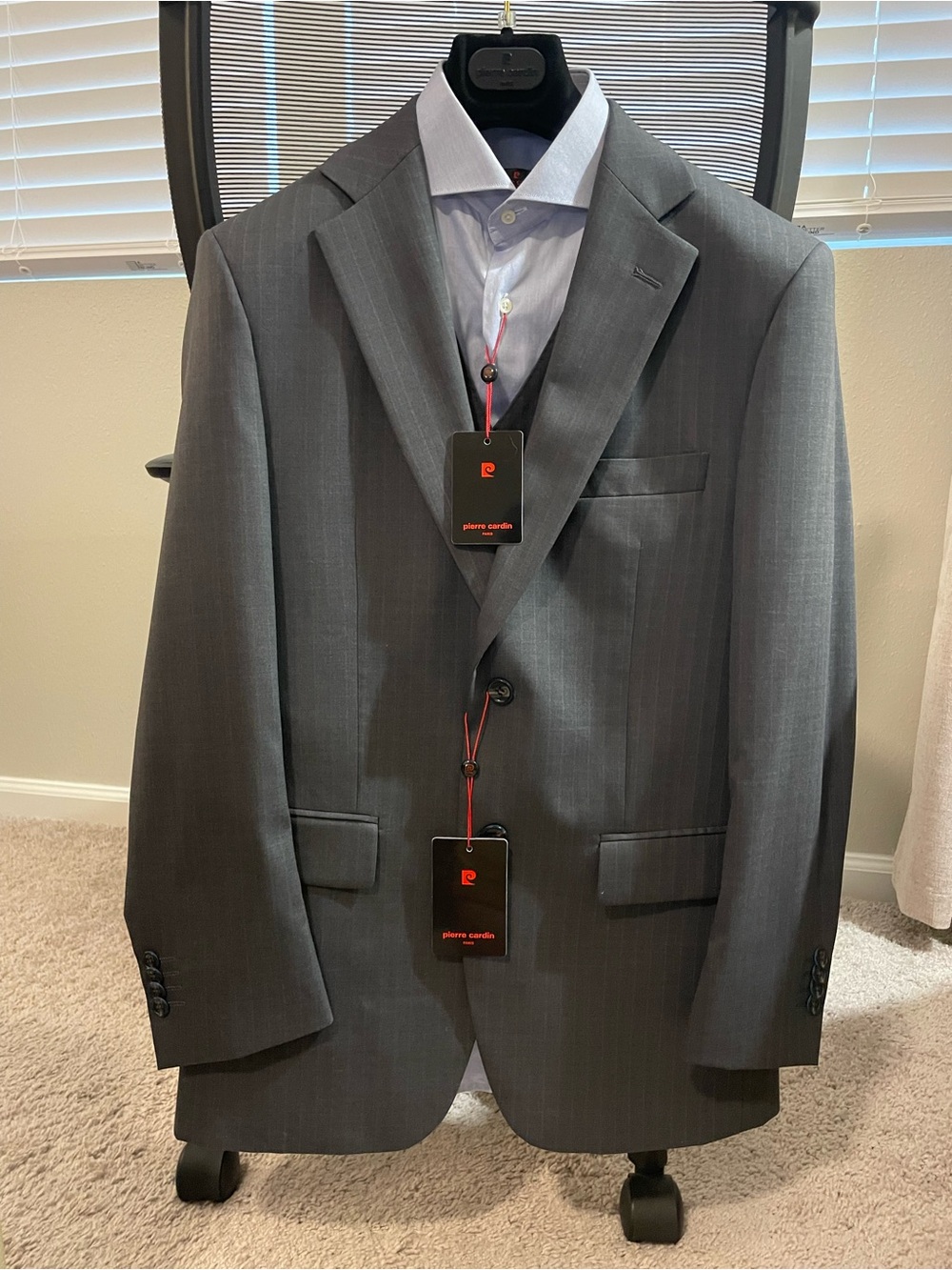 Pierre Cardin Gray Pinstripe Men's 4 Piece Set 44R/38R